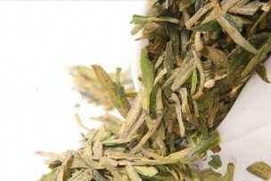 Зеленый чай «Сиху Лун Цзин» Колодец Дракона 100 г