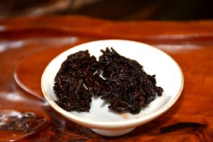 Шу Пуэр «Лао Ча Тоу» Чайные Головы Линцан 8 лет 100 г