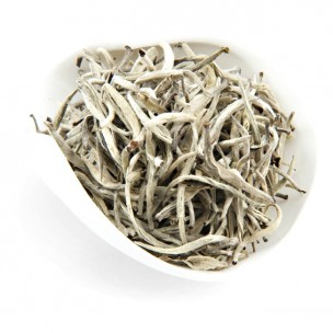 Чай белый «Бай Хао Инь Чжень» Серебряные иглы с белым пухом 100 г