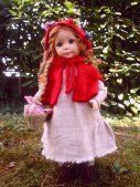 Фарфоровая кукла Cappuccetto Rosso Marigio 43 см FD1198