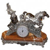 Часы каминные Колесница Linea Argenti ORO424N